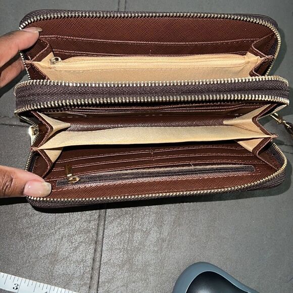 Wallet    - Picture 6 of 8